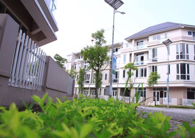 Cần bán nhà liền kề, biệt thự KĐT Xuân Phương Viglacera. S:84.2m2. Giá 6.2 tỷ. Đông Bắc. LH: 0961506199