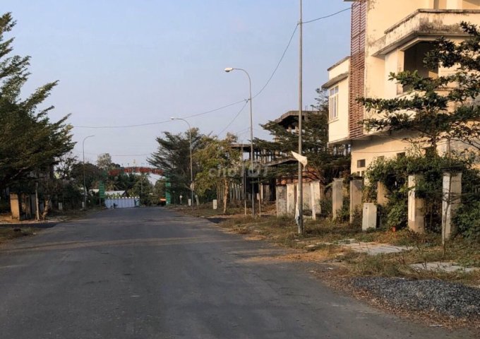 Bán đất tại Đường Lạc Long Quân, Vị Thanh,  Hậu Giang diện tích 100m2  giá 850 Triệu