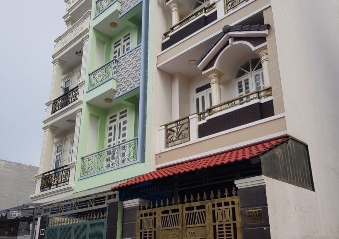 Cần bán gấp nhà đẹp HXH Thành Thái Q,10- DT 3.2x18m 4 tầng