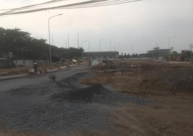 Bán đất mặt tiền đường lớn 40m Nguyễn Cửu Phú - Quận Bình Tân , thuận tiện cho tất cả loại xe vào , sổ hồng riêng , LK Aeon Bình Tân 