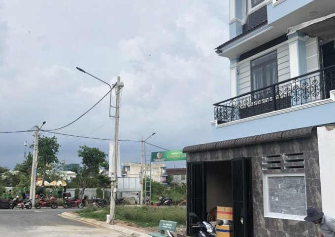 Bán đất mặt tiền Quốc Lộ 1A , cuối đường Võ Văn Kiệt , sổ hồng riêng , LK Aeon Bình Tân , Quận 8 và Quận 6