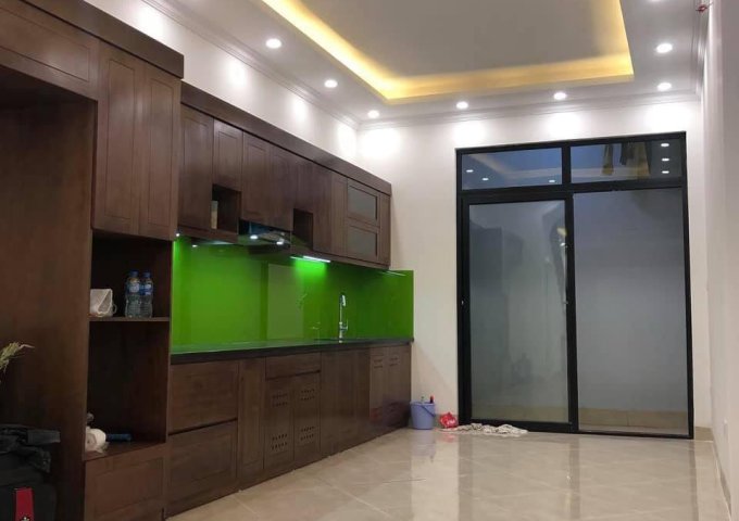 Ngã tư sở. Phân lô ô tô vào nhà. Kinh doanh đỉnh. 60m2, 6 tầng. Gía 7 tỷ