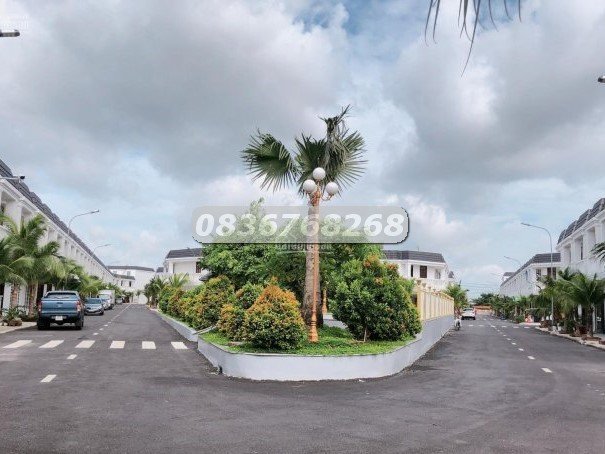 Bán Nhà Phố Champaca garden giá gốc, Vay 70%