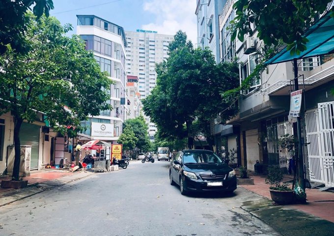 Cho thuê nhà 3 tầng ngõ rộng ô tô Nguyễn văn Cừ, Gia Thụy.. LH: 0931525363 
