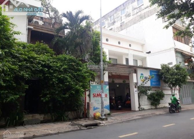 Bán nhà phố mặt tiền đường Nguyễn Trãi quận 1, vị trí đẹp đường 2 chiều kinh doanh tốt