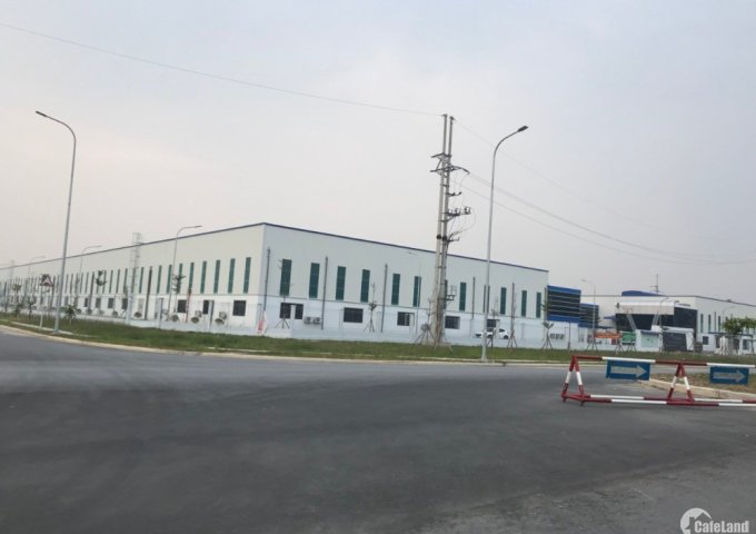 Cần chuyển nhượng khu nhà xưởng hơn 4ha mặt đường tỉnh 379 Văn Giang, Hưng Yên.0968481288
