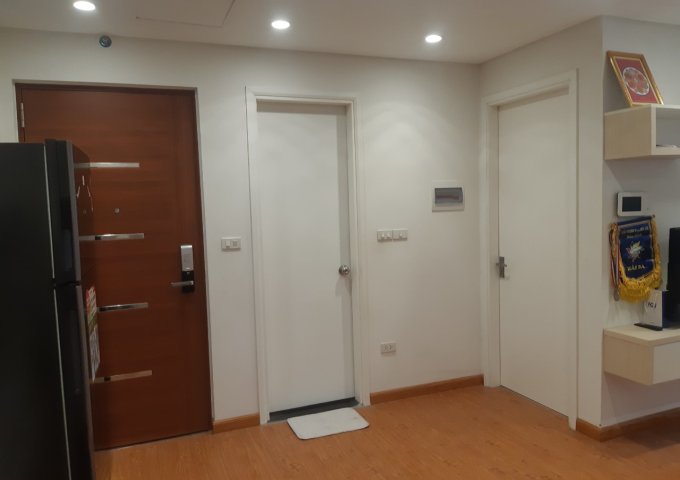 Cần bán căn hộ cao cấp tại Chung Cư Hongkong Tower - Đê La Thành, Đống Đa, HN, giá HOT