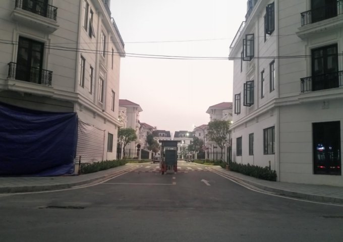 Cho thuê Shophouse Embassy Garden căn LK.A01 vị trí đẹp nhất đường 15m. Ngay mặt đường Nguyễn Văn Huyên.