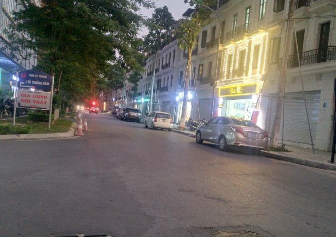 Cho thuê Shophouse Embassy Garden căn LK.A01 vị trí đẹp nhất đường 15m. Ngay mặt đường Nguyễn Văn Huyên.