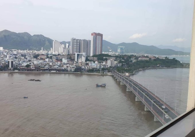 Bán nhanh căn hộ Mường Thanh 04 tầng 17, 68m2, view sông Cái, Giá: 1.6 tỉ - 0896.886.239