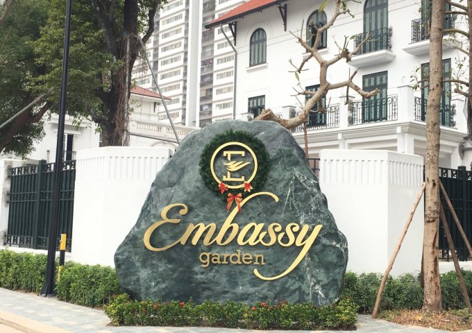 Chính chủ cần bán BT Embassy Garden - diện tích 226.5m2, giá 310 triệu/m2, Mr. Minh 0982931358