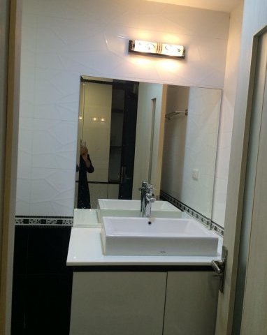 Cho thuê căn hộ chung cư 3PN Golden Land, nội thất cao cấp, giá chỉ 14tr/tháng 0988948583