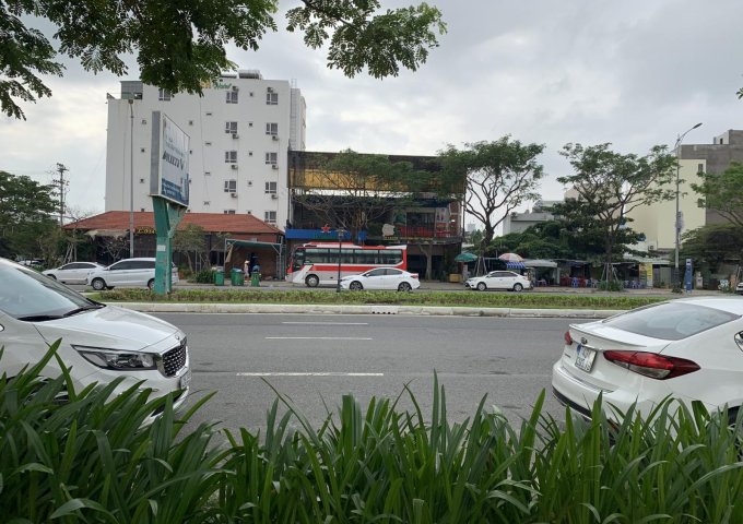 Cần bán gấp đất mặt tiền đường Võ Văn Kiệt. Con đường Kim Cương, kinh doanh khách sạn nhà hàng.