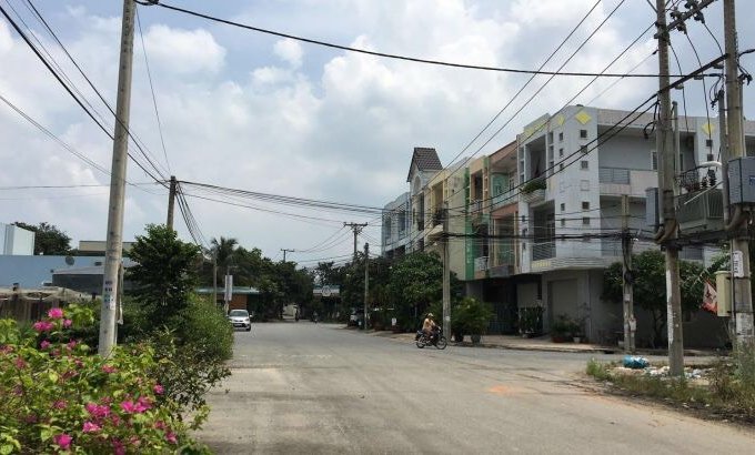 Bán căn nhà 1 trệt 2 lầu khu dân cư Tân Phong, Biên Hòa, diện tích 90m2 giá 4.3 tỷ