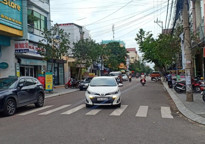 Bán dãy nhà phố 1 trệt 1 lầu (chỉ 18 căn), mặt tiền đường lớn Nguyễn Thái Học, TP Quy Nhơn