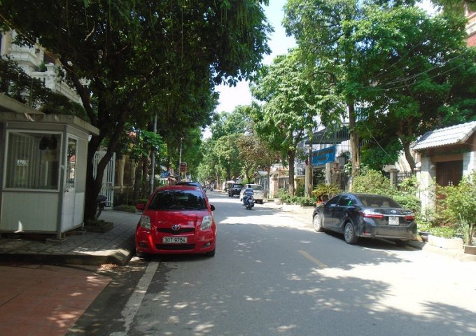 Chính chủ bán biệt thự mỹ đình 2 hướng đông nam, phố Bùi Xuân Phái, Nam Từ Liêm Hà Nội