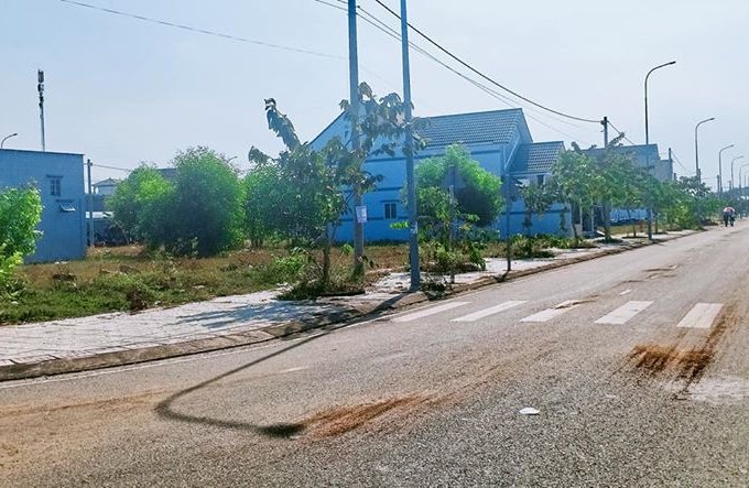 Bán đất tại Đường Quốc Lộ 51, Phú Mỹ, Bà Rịa Vũng Tàu diện tích 150m2 giá 2.4 Tỷ đã có sổ thổ cư 100%