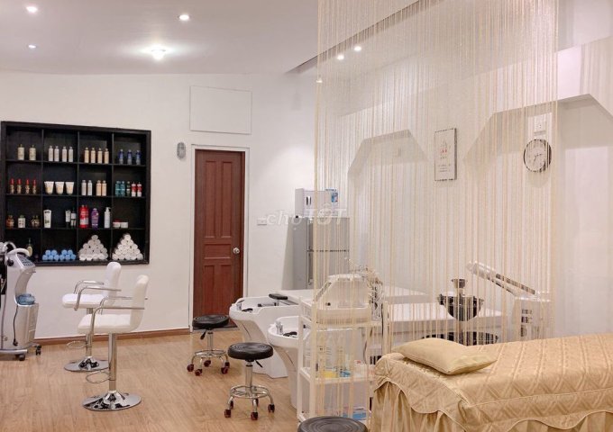 Cần sang nhượng cửa hàng nail mi spa tại 91 đường Bà Triệu, Quận Hai Bà Trưng, Hà Nội