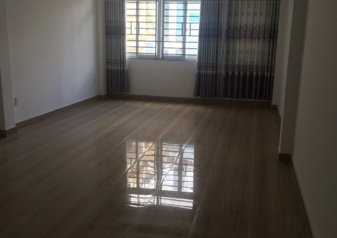 Cần bán gấp nhà đẹp, chưa ở, hẻm xe hơi 611 tại Điện Biên Phủ, quận 3, giá tốt