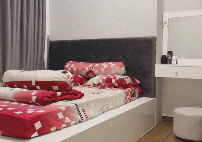 Cho thuê gấp căn hộ 2 phòng ngủ đầy đủ nội thất chung cư Florita - Him Lam - Quận 7