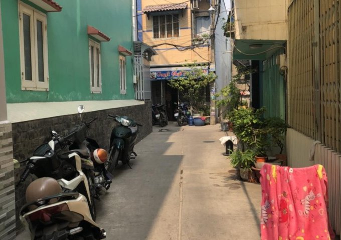 Bán nhà nở hậu, hẻm thoáng đường Bình Tiên, Phường 7, Quận 6. Giá cực rẻ!