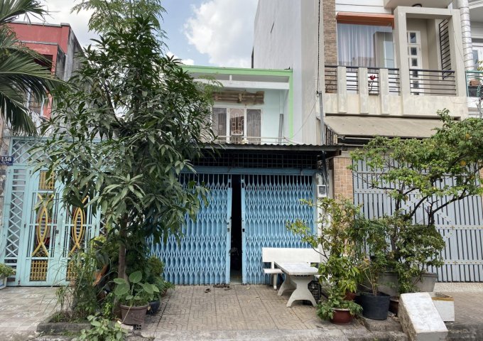 Bán nhà riêng tại Đường Lê Sao, Tân Phú, Hồ Chí Minh diện tích 74m2 giá 8.5 Tỷ