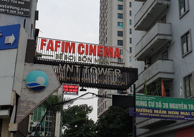 Do có việc công ty giảm 7 tỷ bán gấp Fafilm Nguyễn Trãi 92m2, 5 tầng, thang máy 18 tỷ không có nhà thứ 2