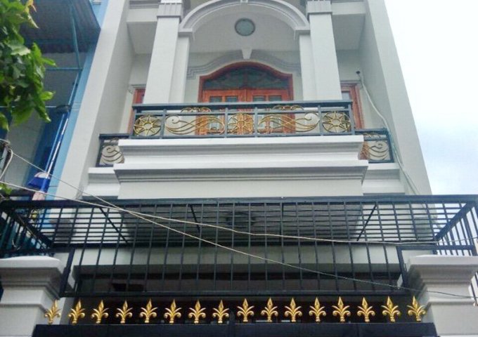 Bán nhà 2 lầu 5x13m mặt tiền đường Trần Xuân Soạn P. Tân Hưng Quận 7.