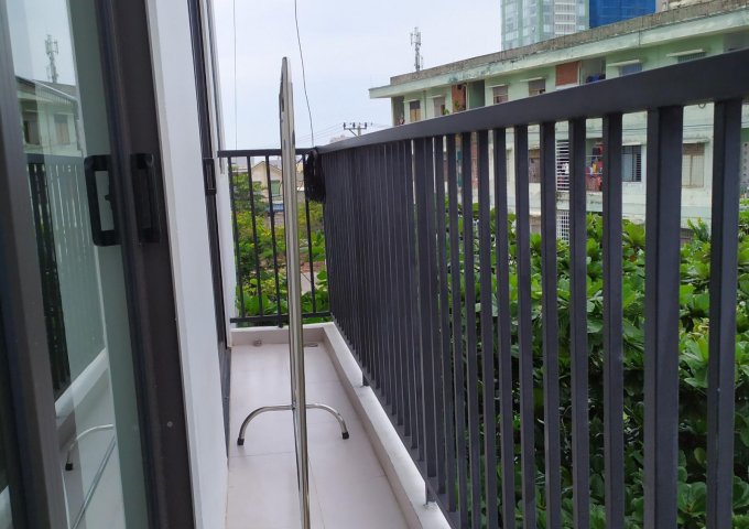 Cho thuê căn hộ ven biển Đà Nẵng, căn 1PN 45m2 view biển gió mát lạnh