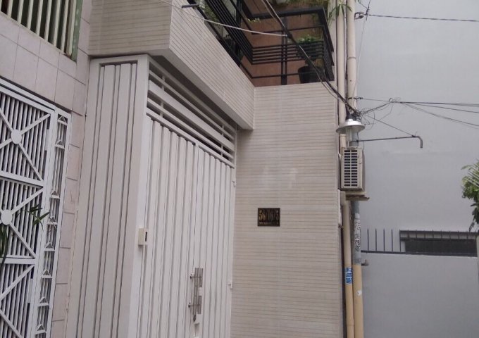 Bán nhà đẹp 2 tầng hẻm 3m Thích Quảng Đức, P 5, Phú Nhuận -DT: 3.6x14m, Nhà trệt 1 lầu 