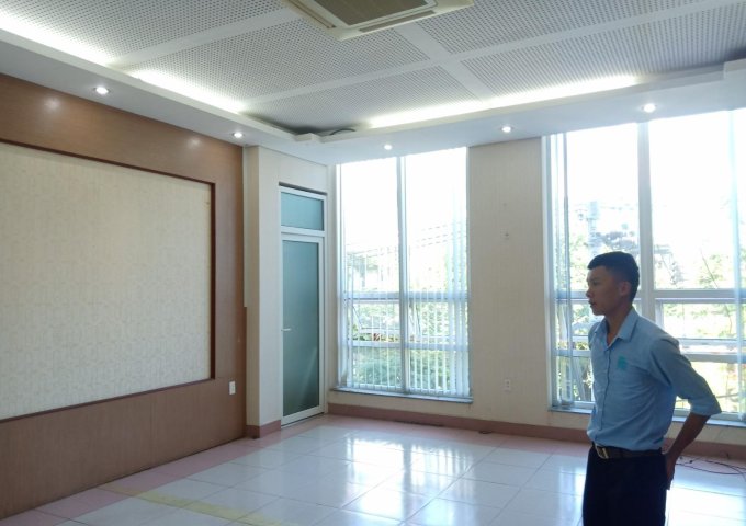 Văn phòng 50m2 cho thuê tại Trần Quốc Toản giá chỉ từ 9 triệu