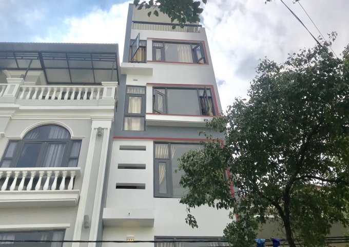 Cho thuê căn hộ 2PN trung tâm thành phố Nha Trang 