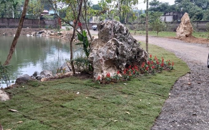 Cần ngay Biệt Thự cao cấp Lương Sơn-có hồ-có núi-gần sân golf- công năng tiện ích ngập tràn.Lh:0987757698