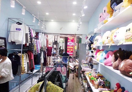 Cần sang nhượng cửa hàng kinh doanh phụ kiện thời trang tại ngõ Tự Do, Trần Đại Nghĩa, Hà Nội.