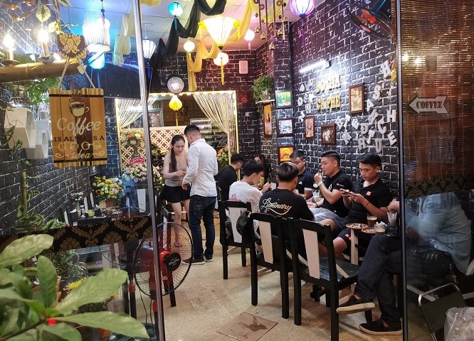 Sang nhượng cửa hàng cafe tại 546 mặt đường bưởi, quận ba đình, Hà Nội