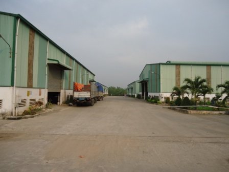 Cho thuê xưởng 1800m2 và 2400m2, nằm trong kcn Hố Nai, Trảng Bom, Đồng Nai.