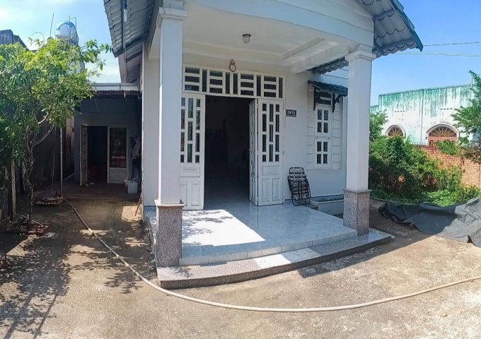 Bán nhà riêng tại Đường D2, Trảng Bom, Đồng Nai diện tích 653m2 giá 2.8 Tỷ