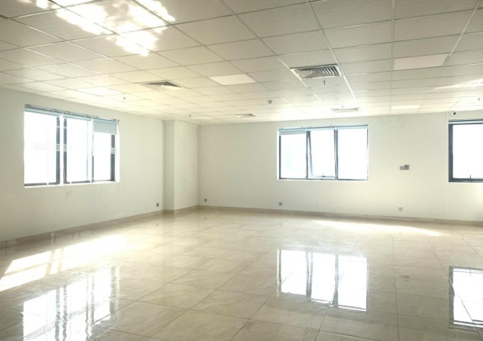 Cho thuê văn phòng 70m2 trong tòa nhà hạng B, Lý Tự Trọng, Hải Châu