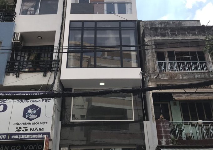 Bán gấp nhà mới đẹp HXH Lê Hồng Phong P.1, Q.10, trệt 3 lầu