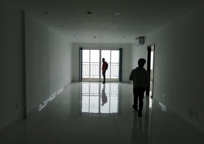 Cho thuê căn hộ 3 PN 120m2 , sáng thoáng  tại Hồ Gươm Plaza- Trần Phú, 10tr/th ĐT:0855656090