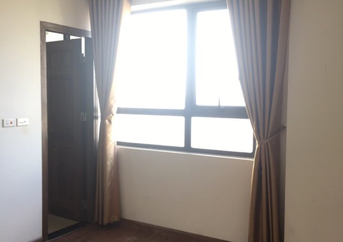 Mình cho thuê căn hộ 3 ngủ nội thất cơ bản tòa FLC-Startower, Quang Trung-Hà Đông 8tr!ĐT:0916479418