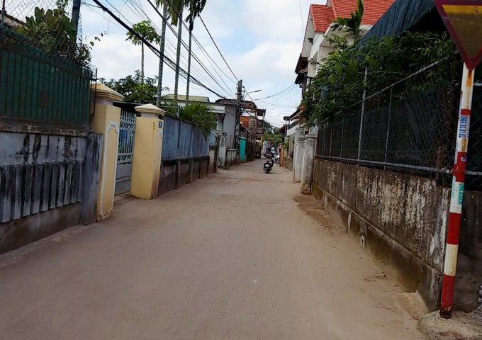 2 lô đất khổ nhỏ kiệt rộng ô tô tránh nhau Bùi Thị Xuân, gần chợ Phường Đúc, Huế. 