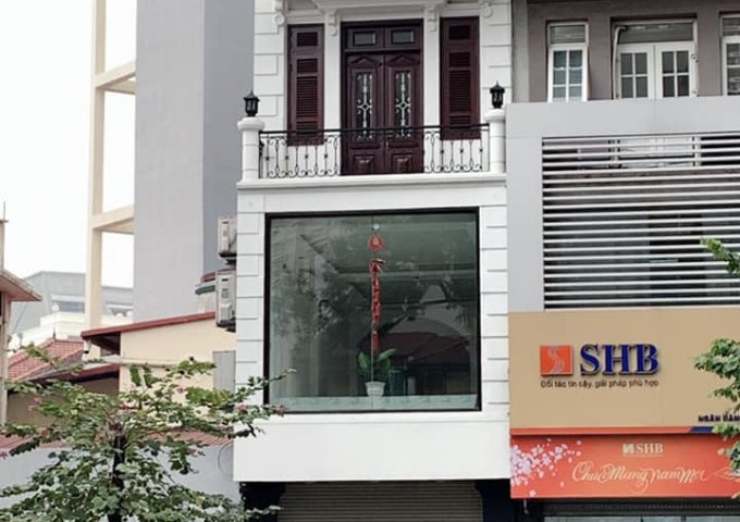 Cho thuê 2 hoặc 3 tầng cửa hàng mặt phố số 12A Điện Biên Phủ, Ba Đình, HN