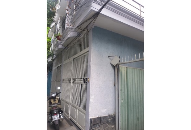 Cho thuê nhà 2 lầu tại Đường Trường Chinh, Q.Tân Phú