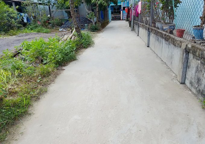 Cần bán đất Bùi Thị Xuân, đường trước nhà rộng rãi thoải mái.(4m2)   