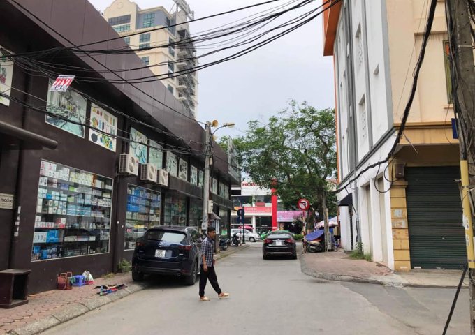 Bán nhà Nguyễn Văn Cừ, Long Biên hơn 12tỷ 4T MT10m kinh doanh đỉnh