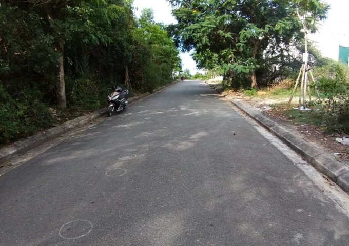 Bán đất Xóm hành - đầu KQH, đường Nguyễn Hữu Thận 120m2