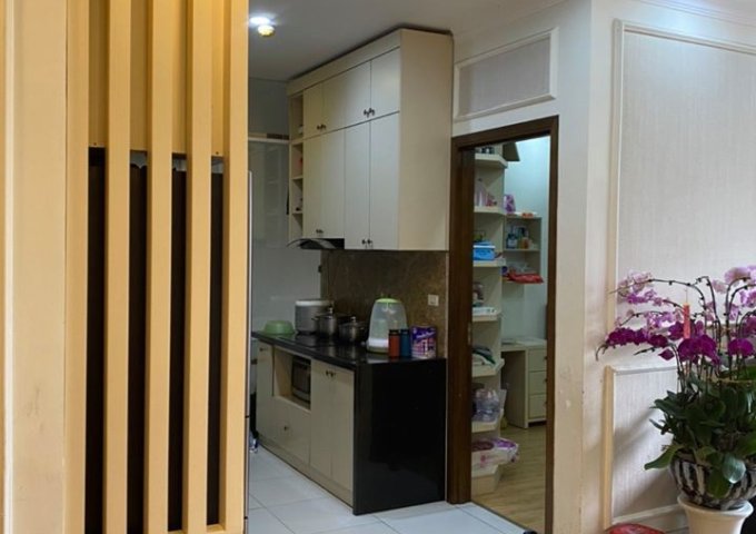 Cho Thuê căn hộ chung cư, Golden West, Lê Văn Thiêm- 2PN, 2WC, PK,98m2 siêu rẻ
