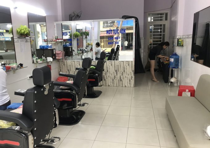 Cần sang tiệm hớt tóc Nam ở đường Thạch Lam, Quận Tân Phú, HCM