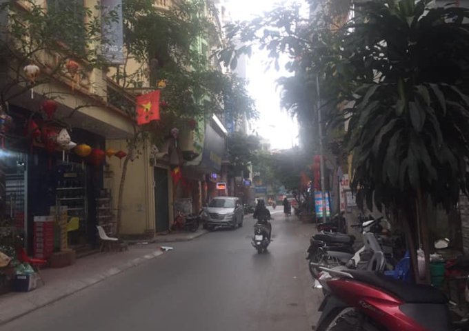 Bán nhà đường Ngọc Lâm, Long Biên, 112m2, mt 6.3m, giá 13.5 tỷ.